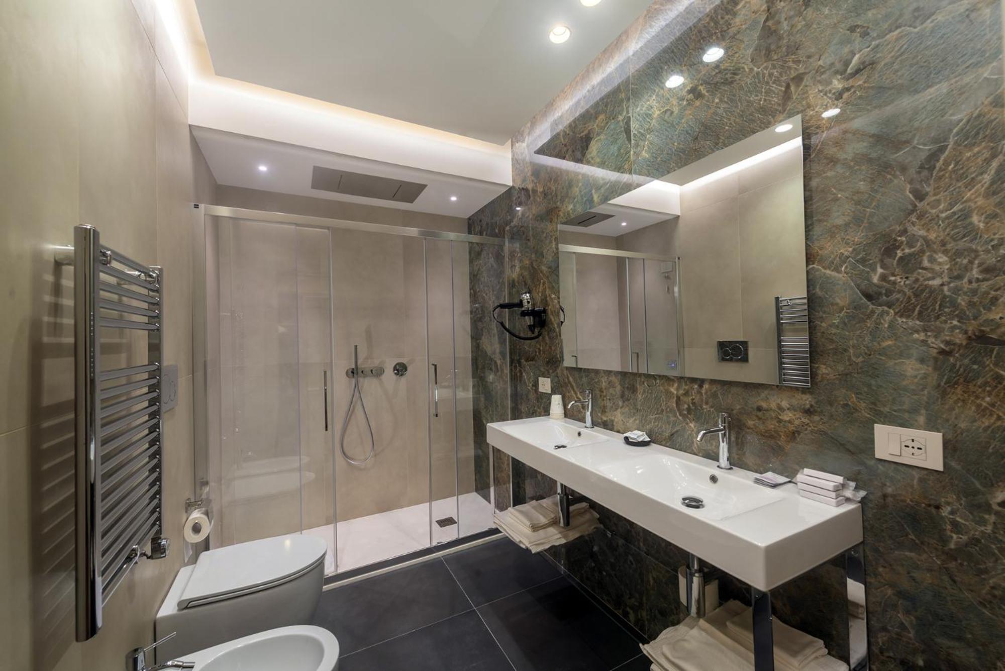 Hotel Vittoria 4*