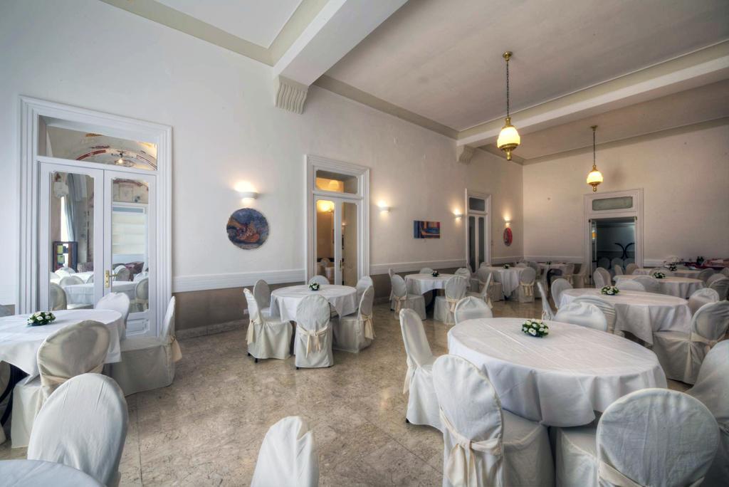Vittoria Hotel Pompeya